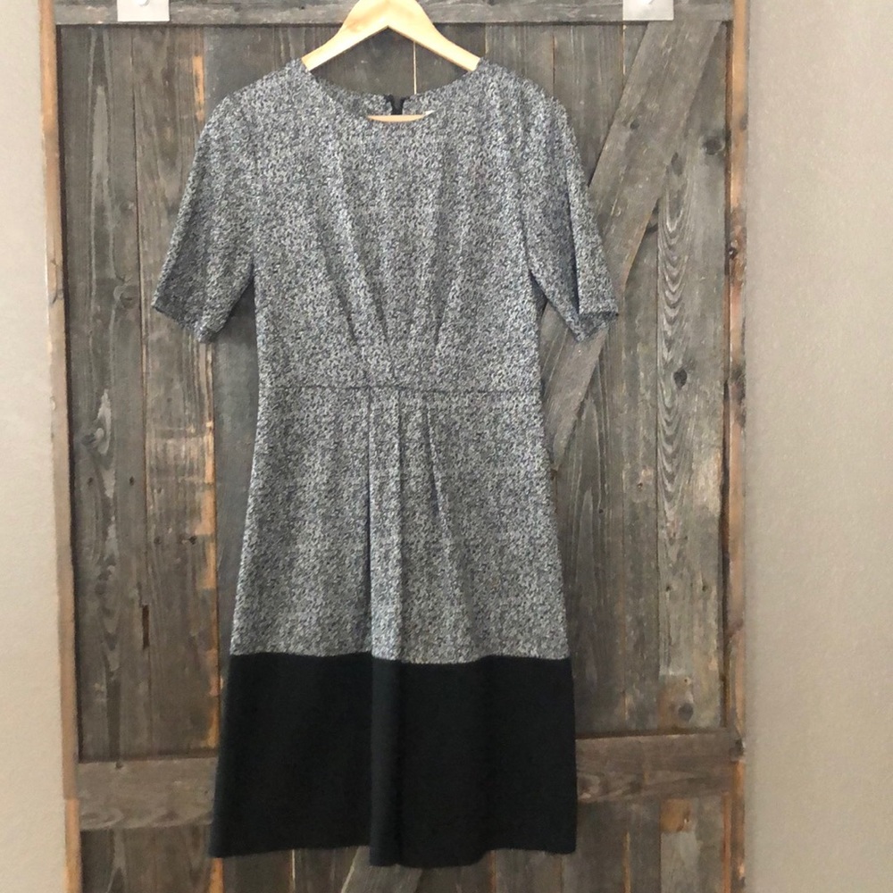 41 Hawthorn Dress - Size Medium